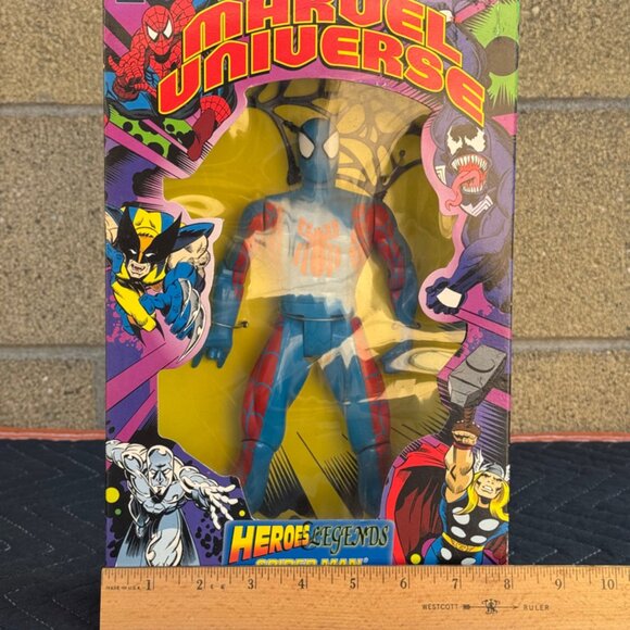 Vintage 1999 Marvel Universe Heroes Legends Spider-Man Figure Collectible - Picture 10 of 10